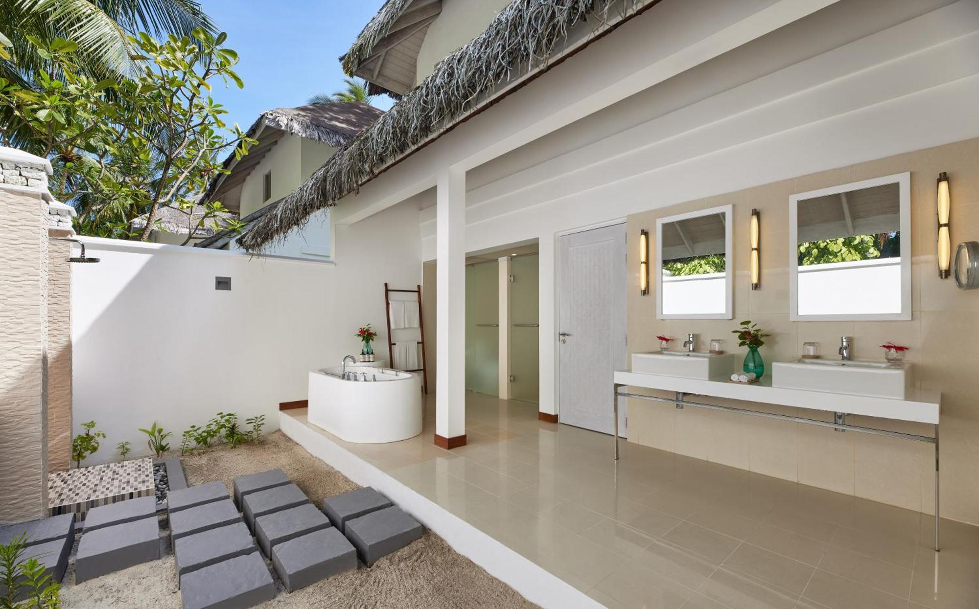 Nh Maldives Kuda Rah Resort - Stays Of 5 Nights Or More, 40 Percent Off Shared Roundtrip Transport Дангети Экстерьер фото