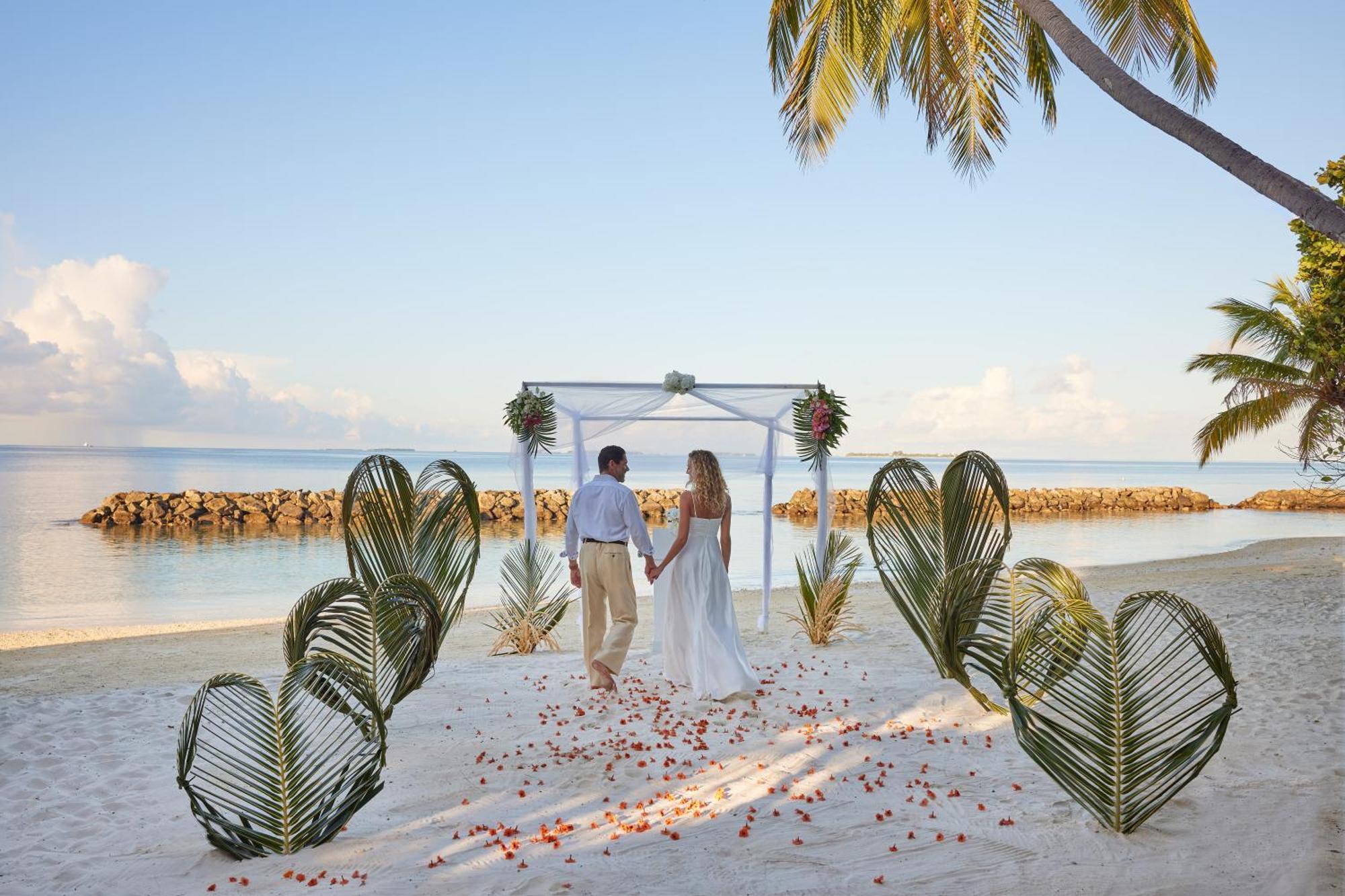 Nh Maldives Kuda Rah Resort - Stays Of 5 Nights Or More, 40 Percent Off Shared Roundtrip Transport Дангети Экстерьер фото