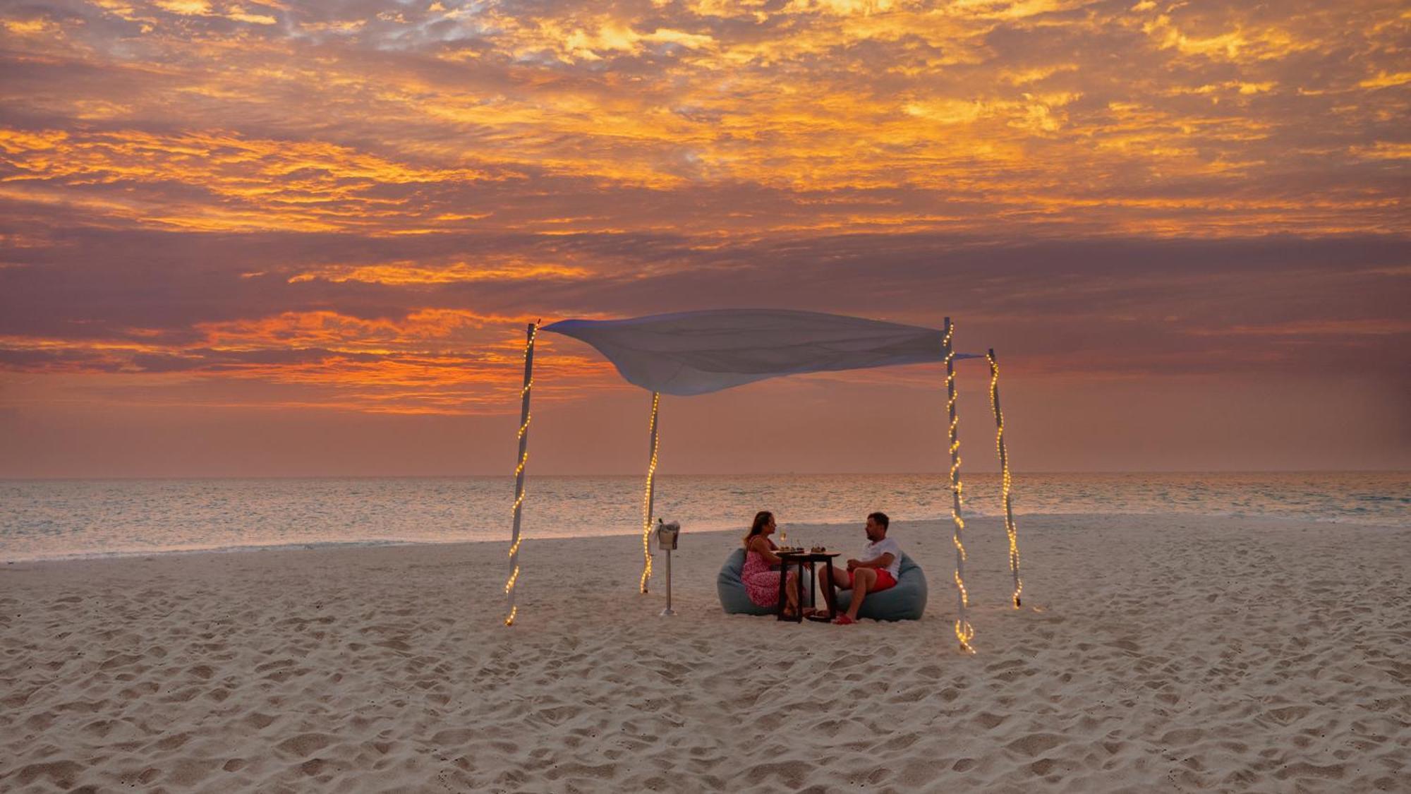 Nh Maldives Kuda Rah Resort - Stays Of 5 Nights Or More, 40 Percent Off Shared Roundtrip Transport Дангети Экстерьер фото
